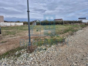 469mp Intravilat-Carcea-Zona noua de case-Apa-Curent-Gaze-Cnalizare - imagine 2