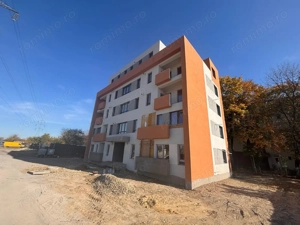 Apartament 2 camere - 70 mp utili - Micro 17 - imagine 2