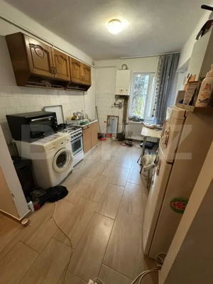 Apartament 2 camere, balcon, renovat, centrală, etaj intermediar,  Gruia - imagine 2