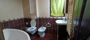 Închiriere ap. 3 camere, 74 mp, proaspăt renovat, cu intrare separata situat la parterul unei case - imagine 8