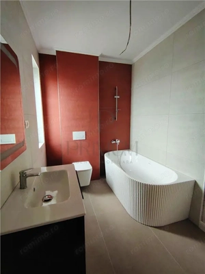 ZONA M CITY - Duplex despartit prin camera tehnica - canalizare - asfalt - curte amenajata - camere  - imagine 11