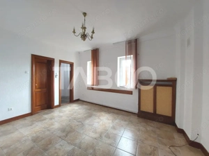 Spatiu de birou zona centrala 68 mpu 3 camere spatioase etaj 2 Sibiu - imagine 1