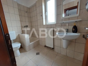 Spatiu de birou zona centrala 68 mpu 3 camere spatioase etaj 2 Sibiu - imagine 9