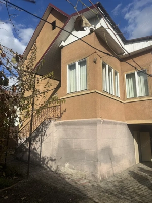 Casa individuala de vanzare, 600 mp teren, zona semicentrala Dej