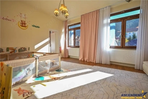 FILM! Eleganta si confort, in cetatea istorica a Brasovului, vedere spre Tampa