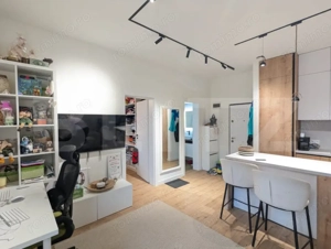 Comision 0% Gruia – două apartamente in casa, 70 mp, teren, parcare - imagine 2