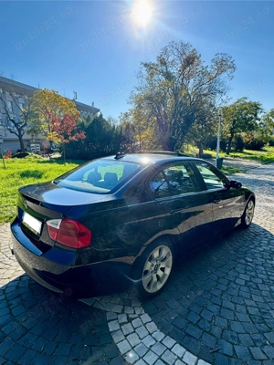BMW E90 320d   m47  trapa  full piele   navi mare  cutie automata  berlina - imagine 3