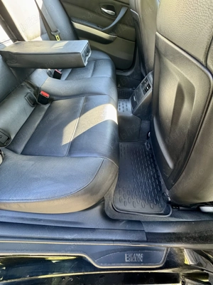 BMW E90 320d   m47  trapa  full piele   navi mare  cutie automata  berlina - imagine 8