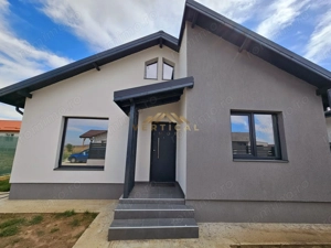 Casa 3 camere in comuna Berceni