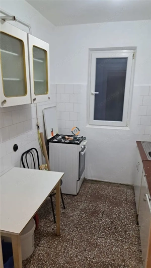 Apartament 3 camere decomandat Bloc cu Lift