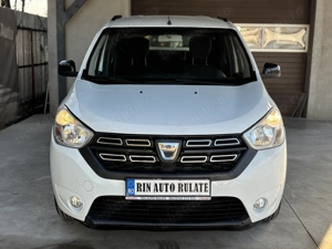 Dacia Lodgy 1.5 Blue dCi Laureate - imagine 2