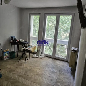 Titan Metrou -  Potcoava