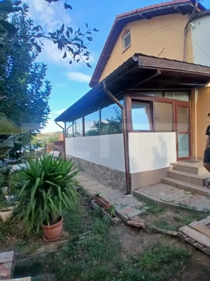 Apartament la casa 4 camere - Bucium - imagine 2