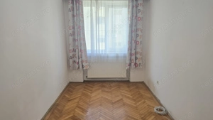 Vand apartament de 3 camere in Deva, Imp.Traian, etaj 2, bloc de 4 etaje de caramida izolat exterior - imagine 14