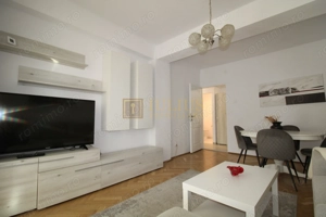 3 camere decomandate, balcon generos de 17 mp, bloc modernizat-Gh Lazăr