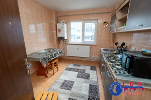 ID 377 Apartament 3 camere de inchiriat *Str Victoriei - imagine 7