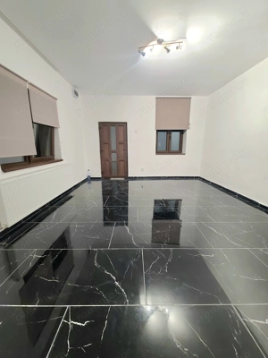 Inchiriez casa in centru [complet renovata]