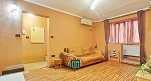 Apartament cu 2 camere complet renovat în Aurel Vlaicu   confort și vedere superbă - imagine 2