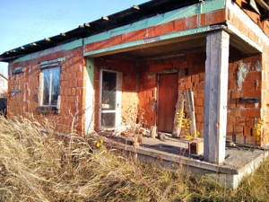 Vand vila in constructie si teren intravilan 1200 mp in Pitesti - imagine 3