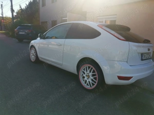 Ford Focus 2009 coupe - imagine 3