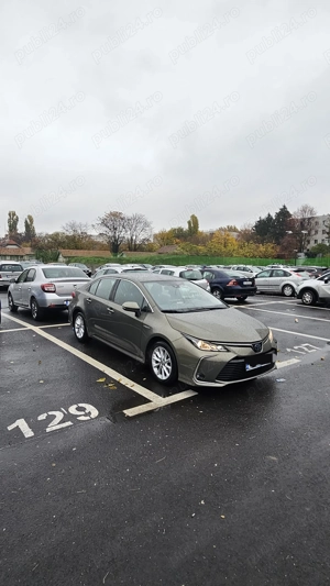 Toyota Corolla Hybrid 1.8 e-CVT 80000 km, consum 5%, stare excelentă - imagine 3