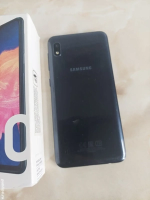 Vând Samsung Galaxy A10 [la cutie] [perfect funcțional] [poze reale] - imagine 3