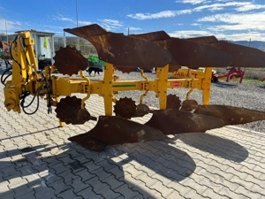 Plug Rumpstad 3 brazde reversibil , hidraulic   minim 100 Hp