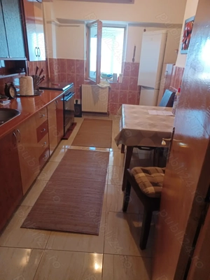 Vand apartament Targu-Jiu cu 3 camere, ultracentral! - imagine 4