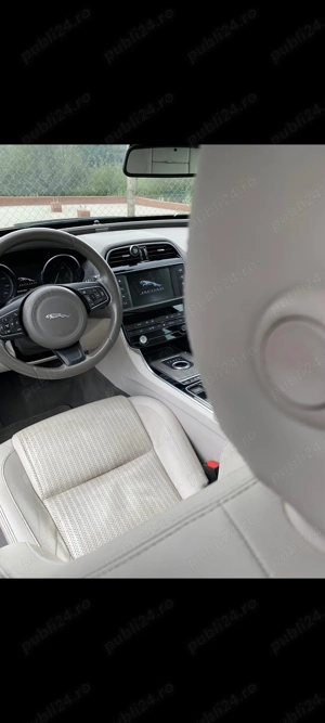 Jaguar XE 20d Portfolio 
