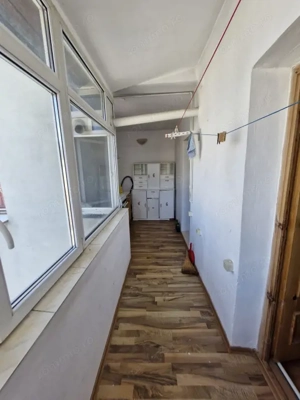 Apartament 3 camere – Comănești, central. - imagine 11