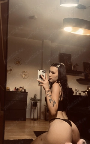  Doar deplasări Party Girl  - imagine 3