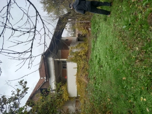 Vând casa în localitatea Scorusu,5 km distanta de Turceni,3 camere plus baie și bucătărie, livada cu