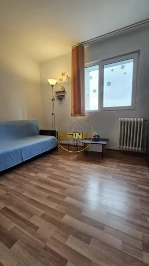 2 camere Titan  1 Decembrie 1918 metrou