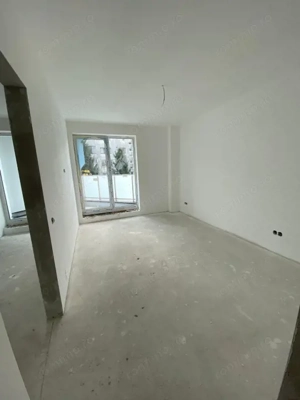 Apartament 3 camere, 88 mp, zona Central  - imagine 8