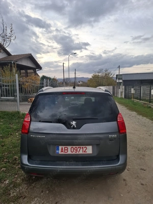 Peugeot  5008din 2011 Recent adus - imagine 6