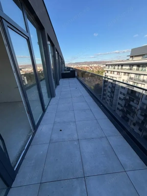 Penthouse cu 3 camere, 66 mp + terasa, zona Sopor!