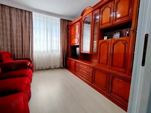Apartament 3 camere,decomandat,90m2,etaj;2din4 ,Hipodrom