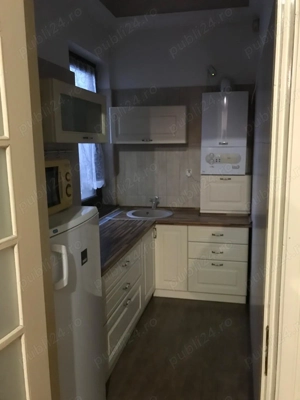Inchiriez apart. 2 camere, ultracentral, situat in Pitesti in vila. - imagine 4
