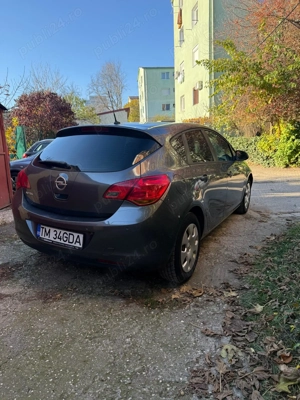 Opel Astra j 1.6 benzina  - imagine 5