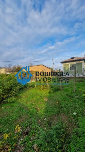 CASA DEMOLABILA ,TEREN 733 MP,  DESCHIDERE STRADALA 11,5 ML