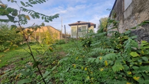 CASA DEMOLABILA ,TEREN 733 MP,  DESCHIDERE STRADALA 11,5 ML - imagine 3