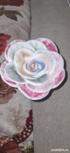 trandafir artificial