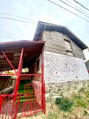 Teren intravilan 285 mp+2 constructii anexa 92 mp racordate la utilitati, Sotrile, Prahova