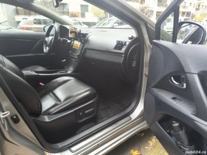 Toyota Avensis 2011 - imagine 2