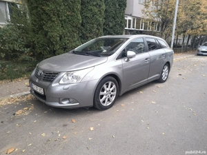 Toyota Avensis 2011 - imagine 5