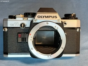 Aparat Foto cu Film olympus OM10 (doar body-ul) 