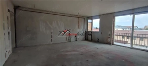 Apartament cu 2 camere semifinisat zona Florilor 56 mp plus balcon.