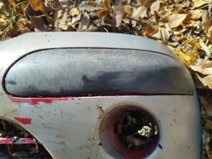 Vand două bandouri bară fata Citroen C3, anul 2008