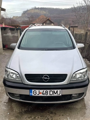 Opel Zafira 1.6 benzina