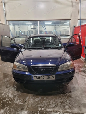 Vand Hyundai elantra - imagine 5